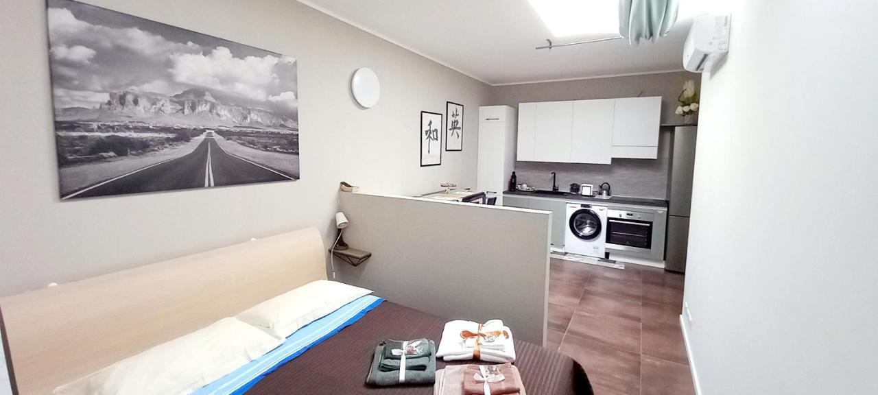 Apartamento Sky Loft Nuovissimo Vicinanze Metro Turín Exterior foto